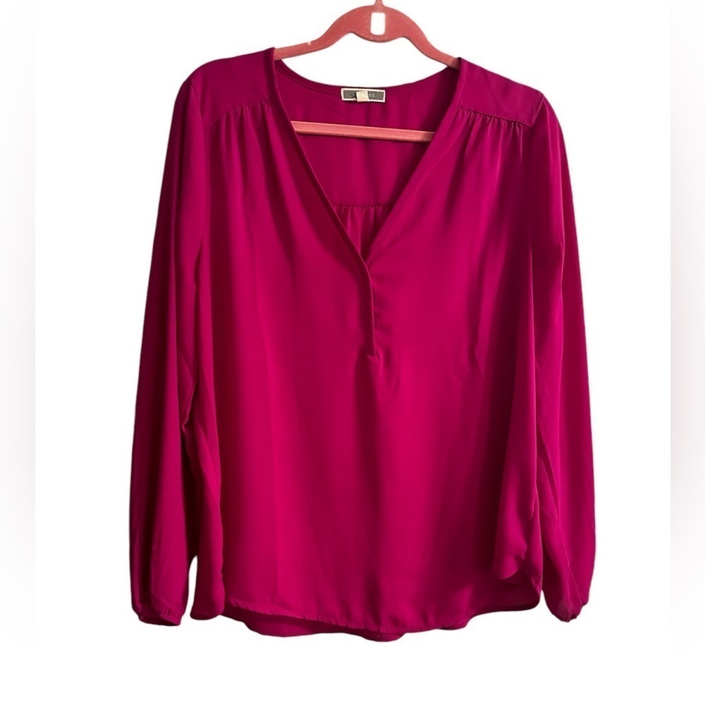 Bright Pink V-Neck Chiffon Blouse​​​​​​​
